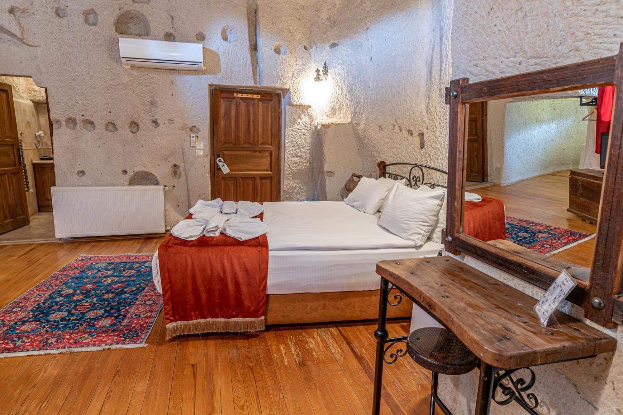 Dervish Cave House & Restaurant Отель Гореме