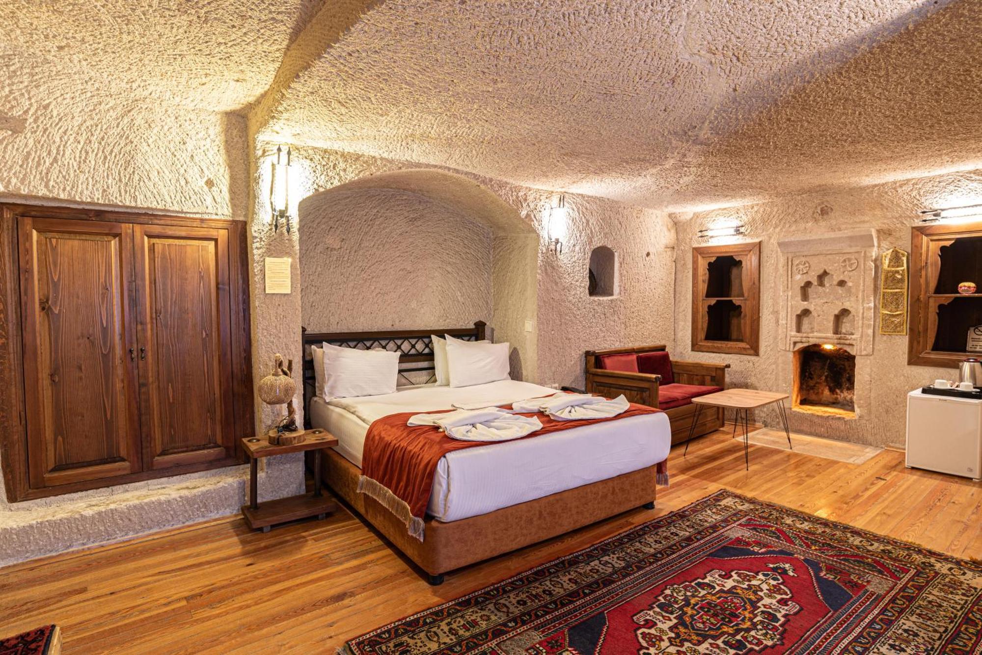 Otel Dervish Cave House & Restaurant 2*