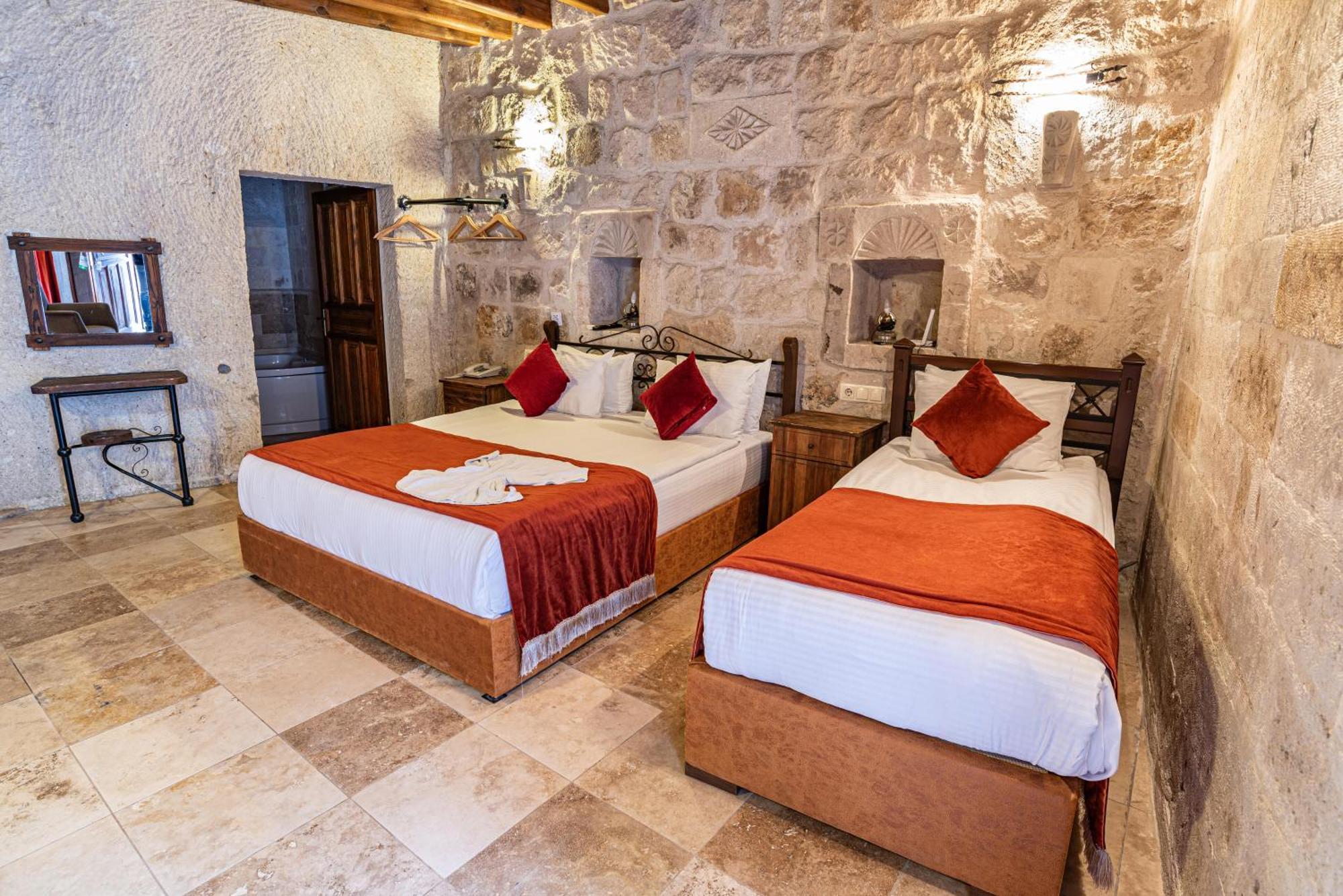 Dervish Cave House & Restaurant Goreme