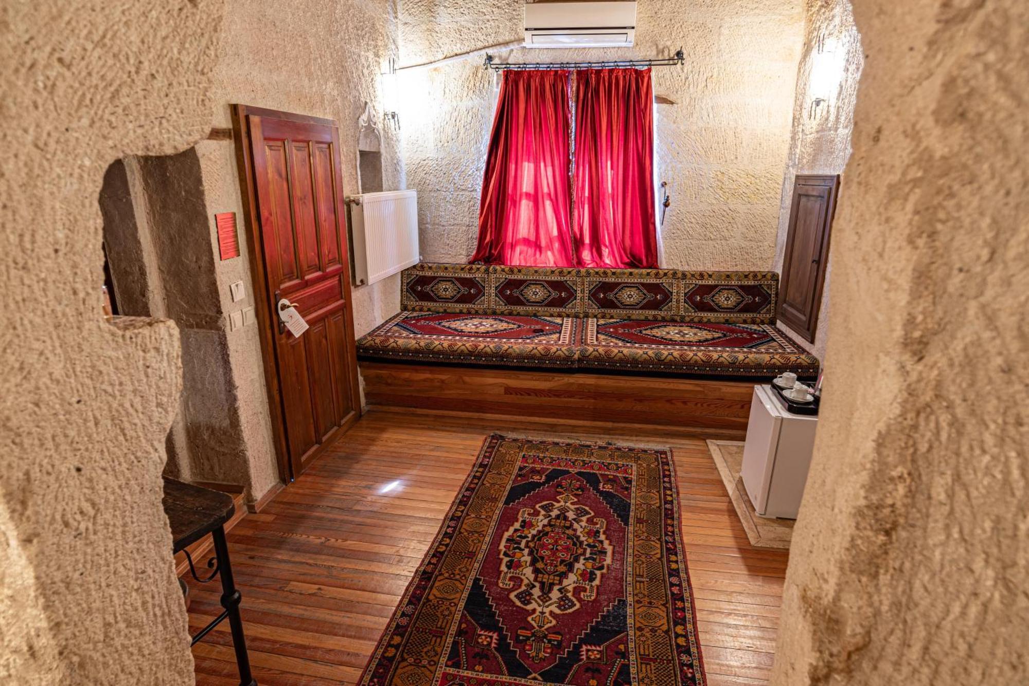 Dervish Cave House & Restaurant Отель