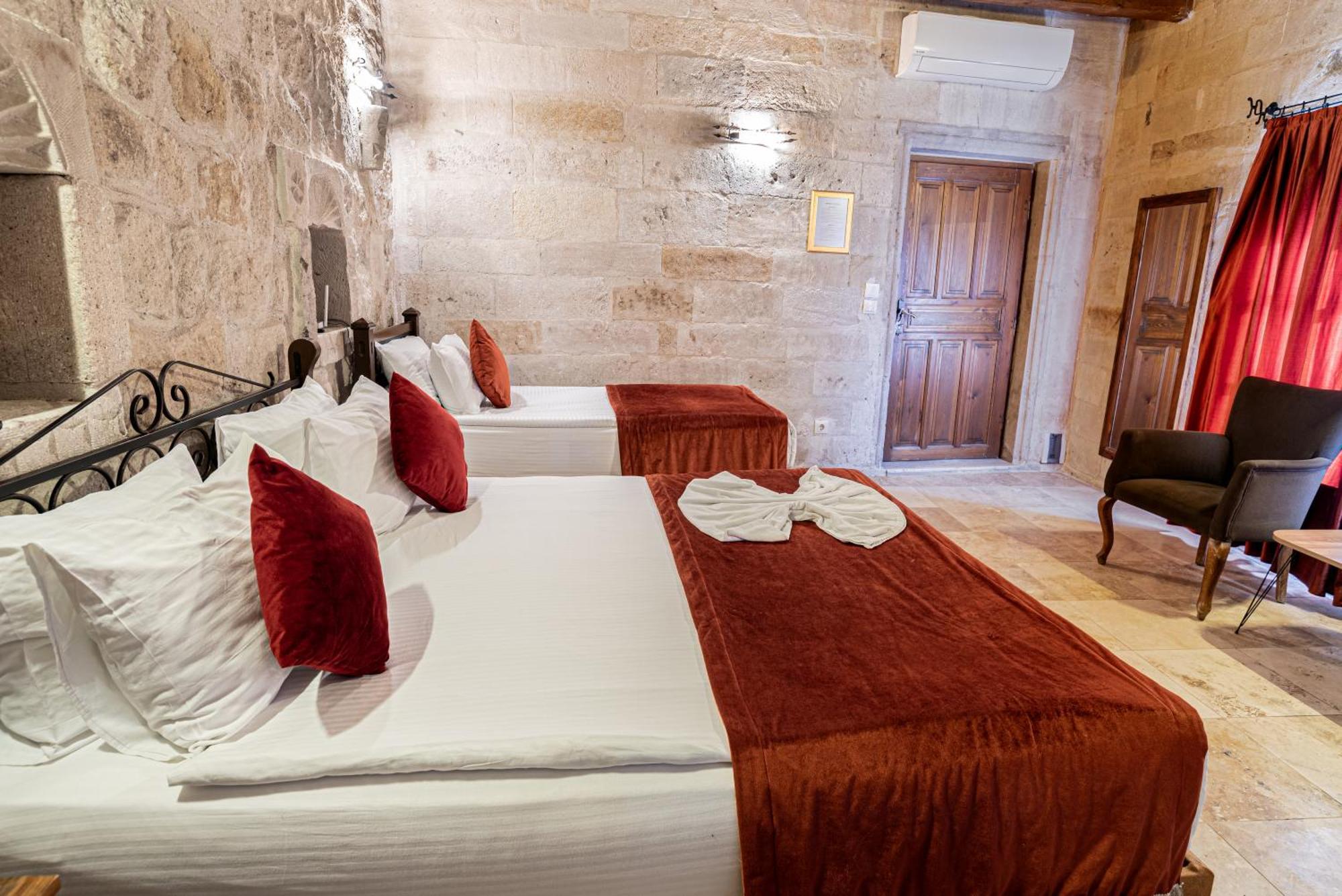 Dervish Cave House & Restaurant Otel Göreme