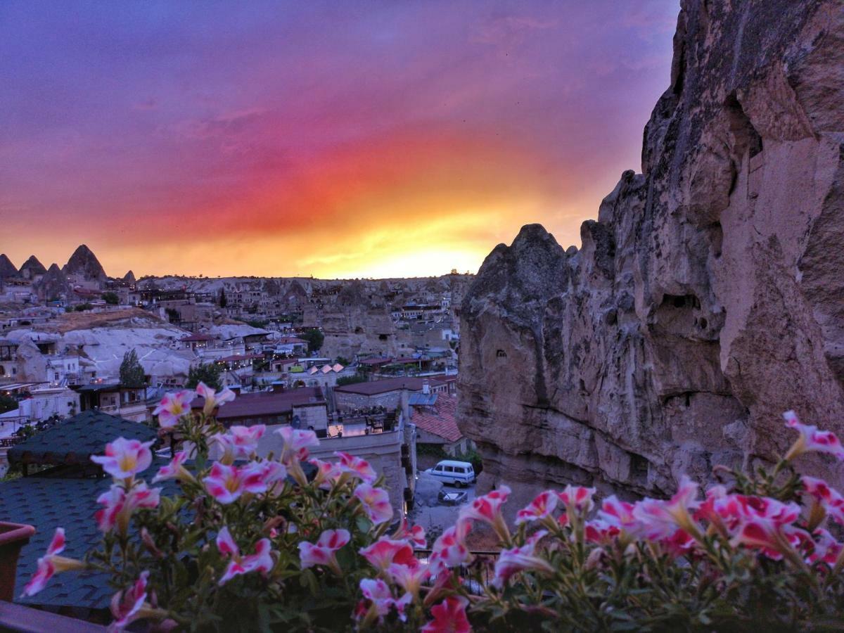 Dervish Cave House & Restaurant Göreme